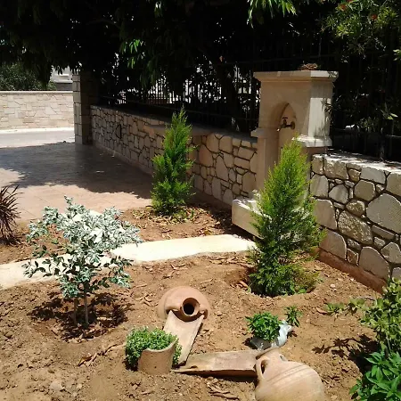Apartment Father's House In Kissamos